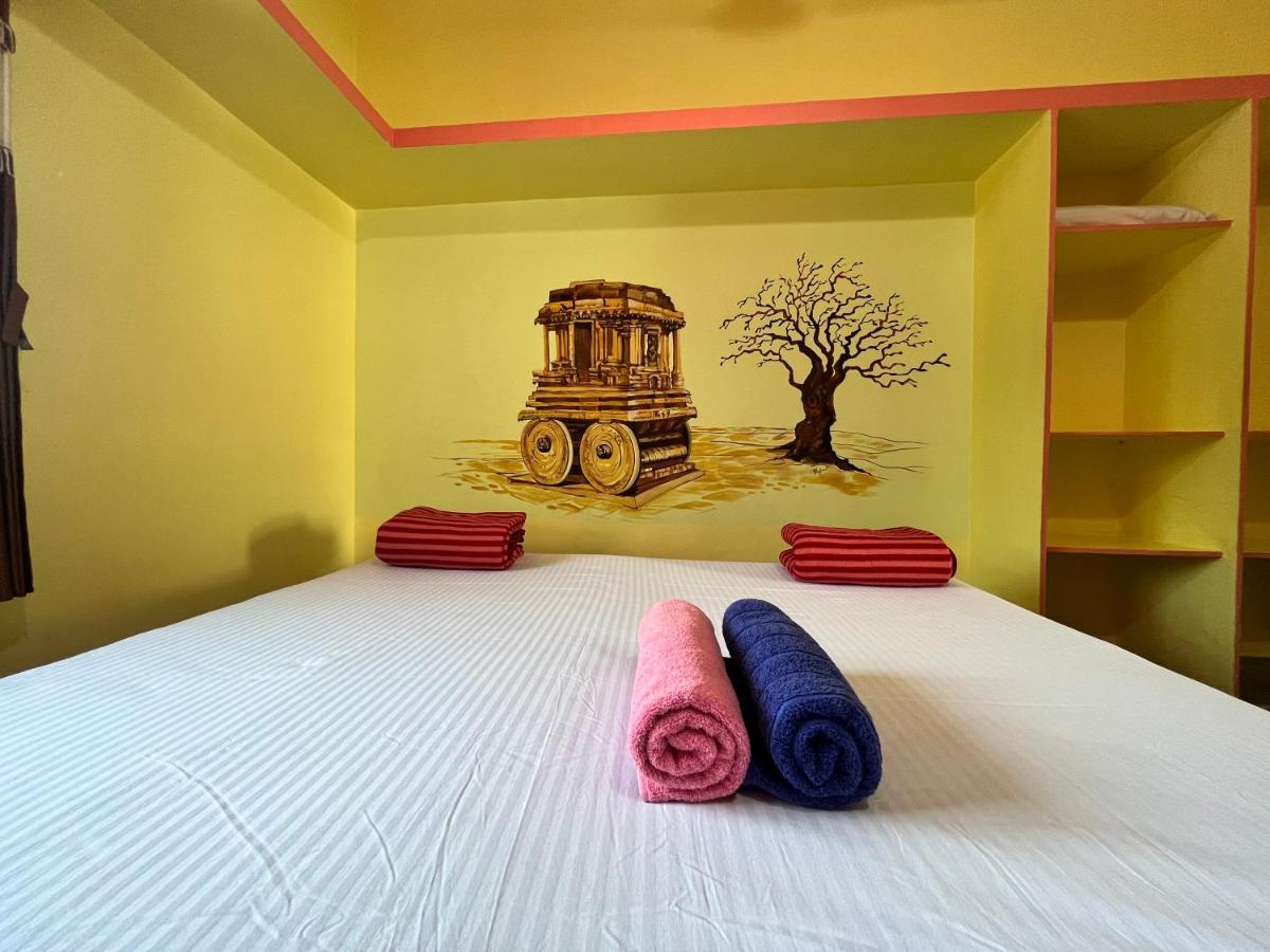 Vaibhav Home Stay Hampi Zewnętrze zdjęcie