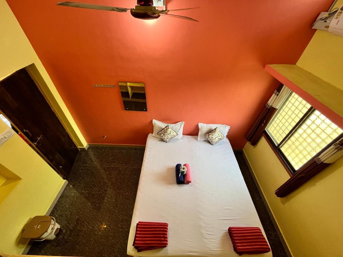 Vaibhav Home Stay Hampi Zewnętrze zdjęcie