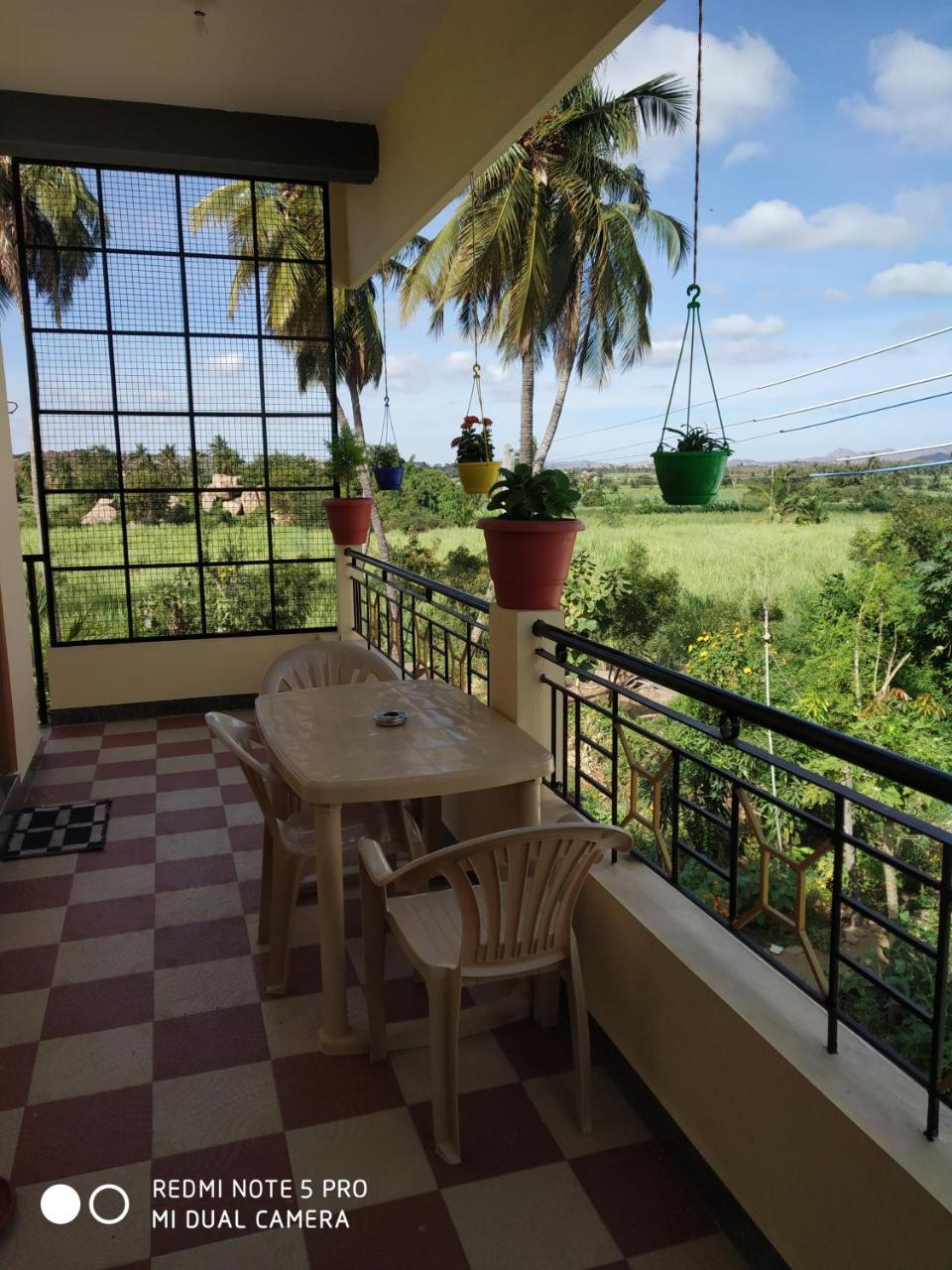 Vaibhav Home Stay Hampi Zewnętrze zdjęcie
